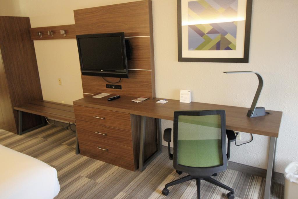 Holiday Inn Express & Suites Houston - Memorial Park Area By Ihg Exteriér fotografie