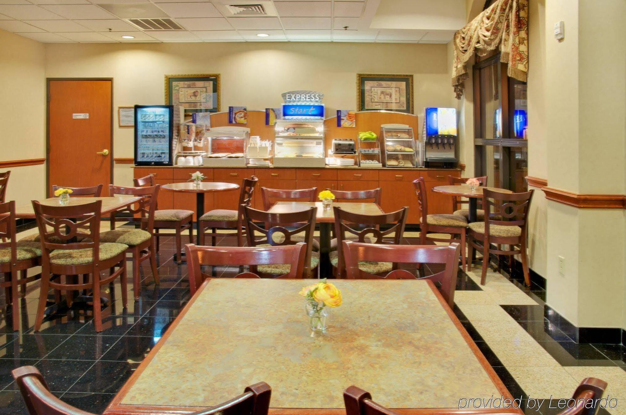 Holiday Inn Express & Suites Houston - Memorial Park Area By Ihg Exteriér fotografie