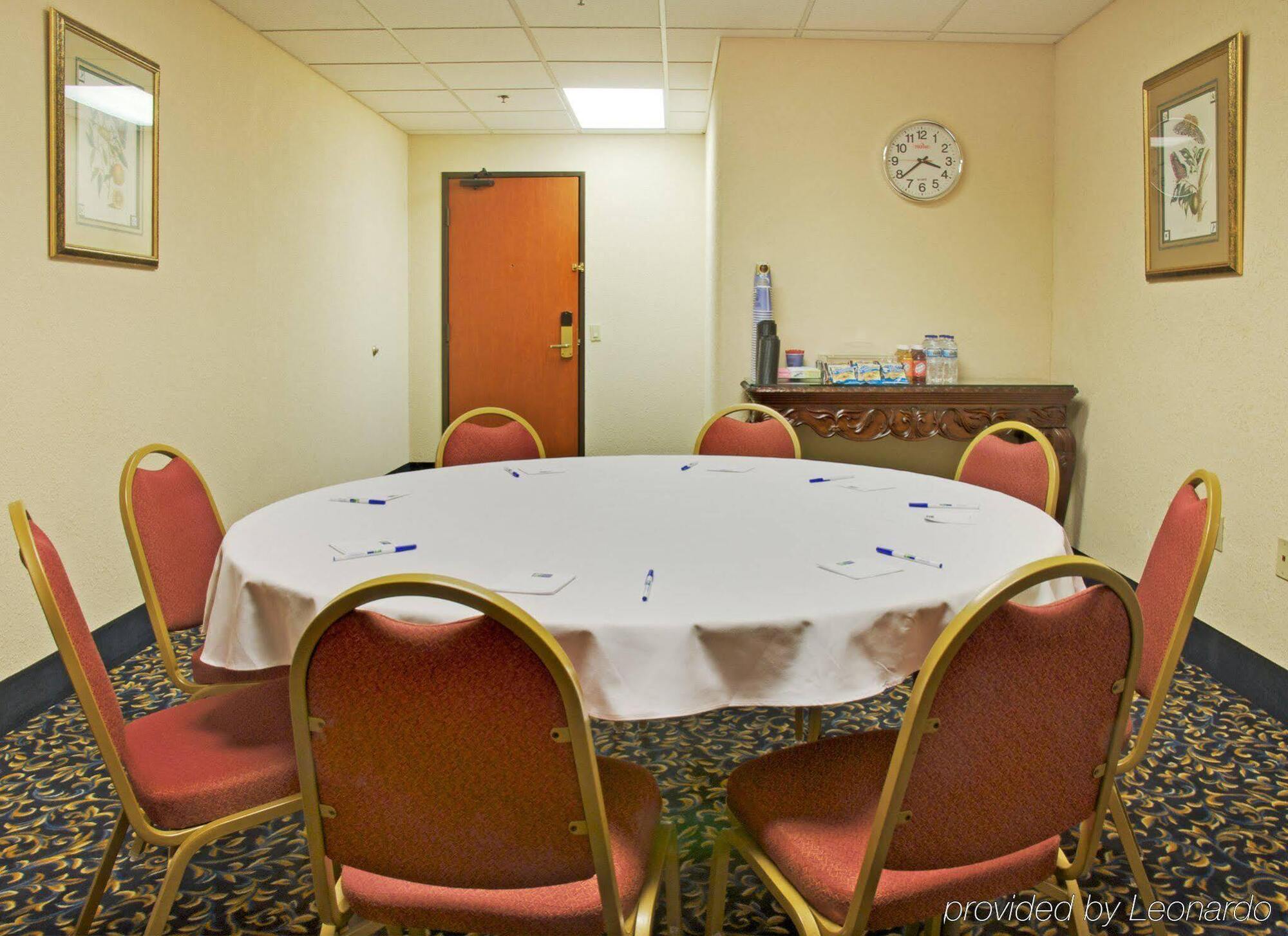 Holiday Inn Express & Suites Houston - Memorial Park Area By Ihg Exteriér fotografie